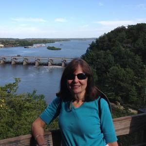 Meet your Posher, Carol